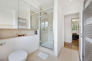 Photo 18- click for photo gallery